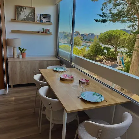 De Standing Vue Port * La Baule